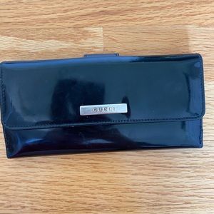 Vintage GUCCI wallet!
